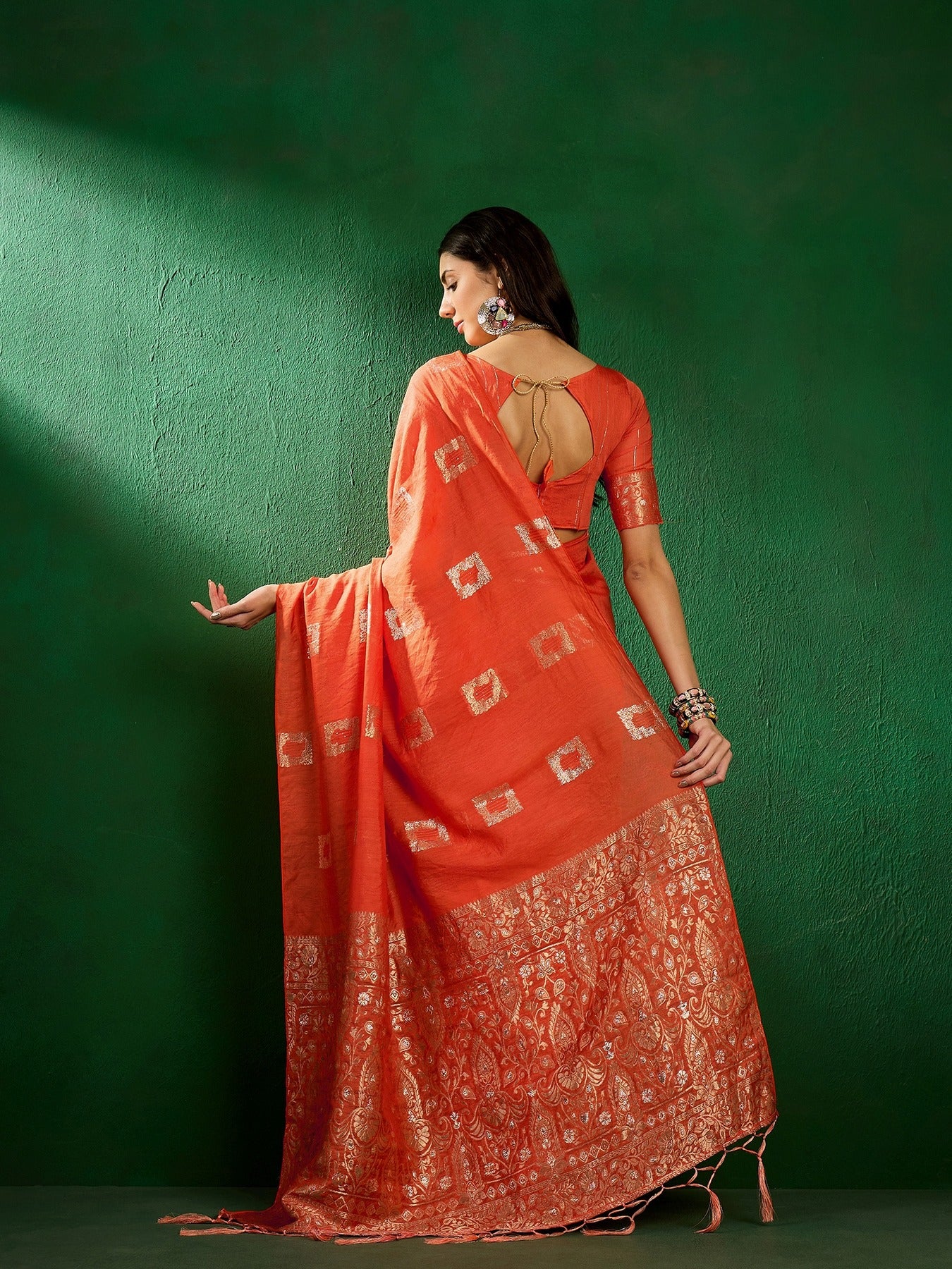 Women's Fanta Cotton Blend Weaving Work Saree By Epic Ethnics
