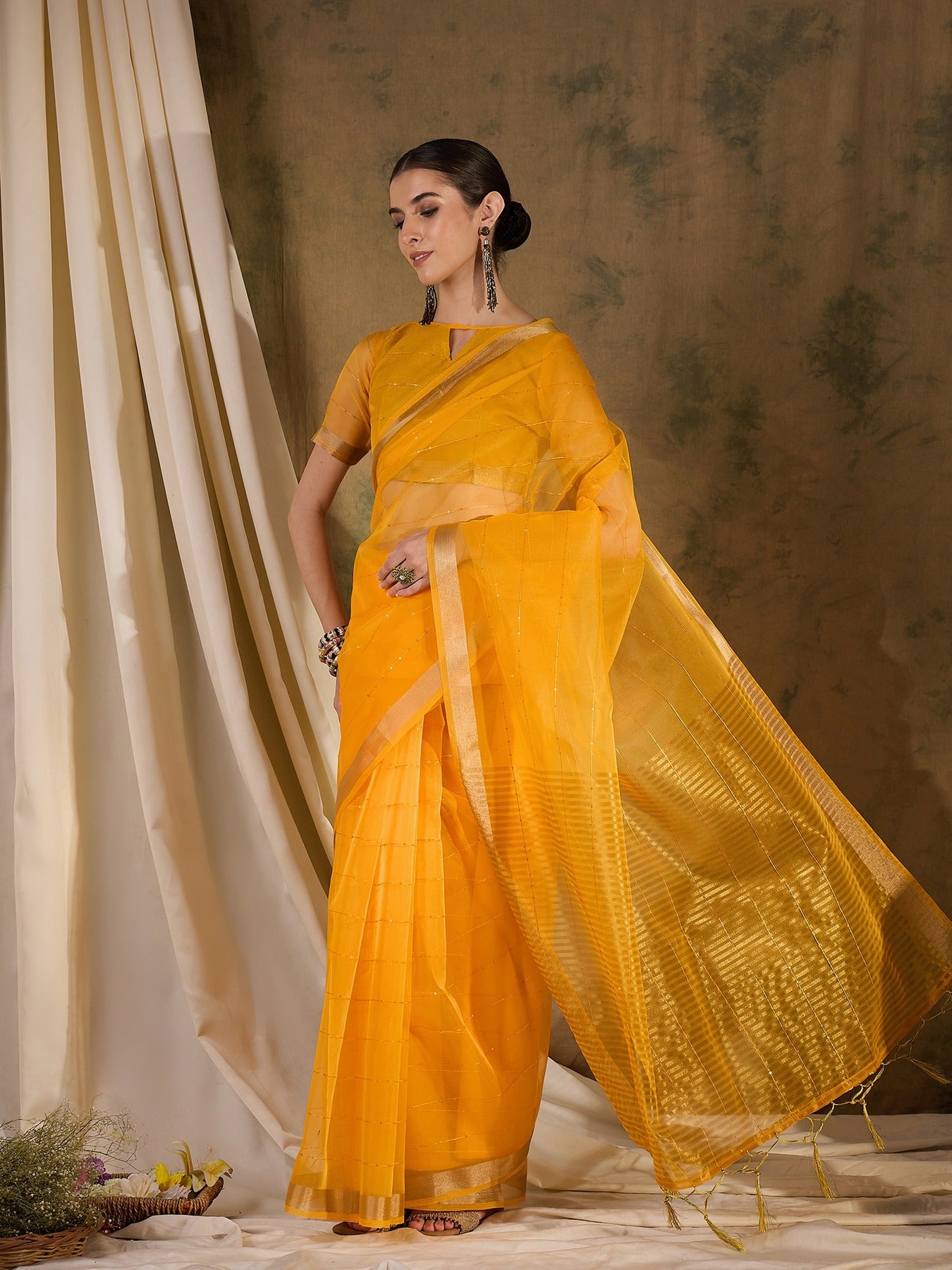 Women's Yellow Organza Silk Weaving Work Saree By Epic Ethnics
