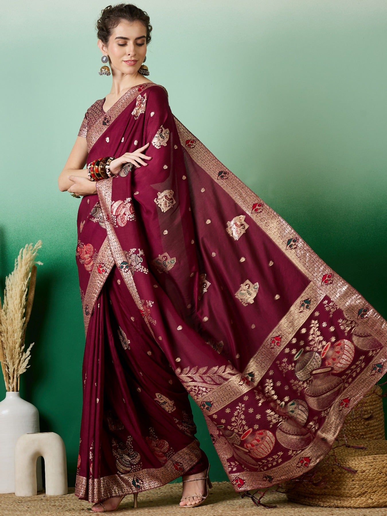 Women's Wine Staple Dola Jacquard Weaving Work Saree By Epic Ethnics