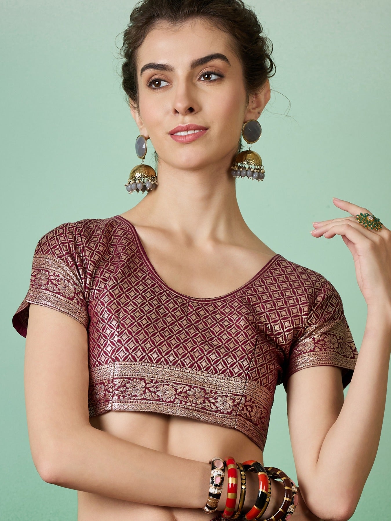 Women's Wine Staple Dola Jacquard Weaving Work Saree By Epic Ethnics