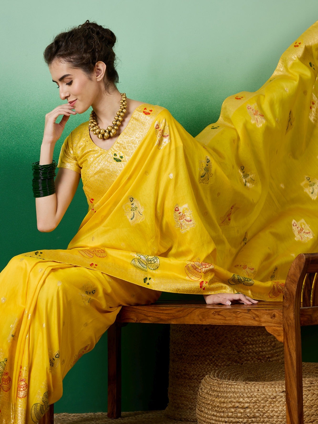 Women's Yellow Staple Dola Jacquard Weaving Work Saree By Epic Ethnics