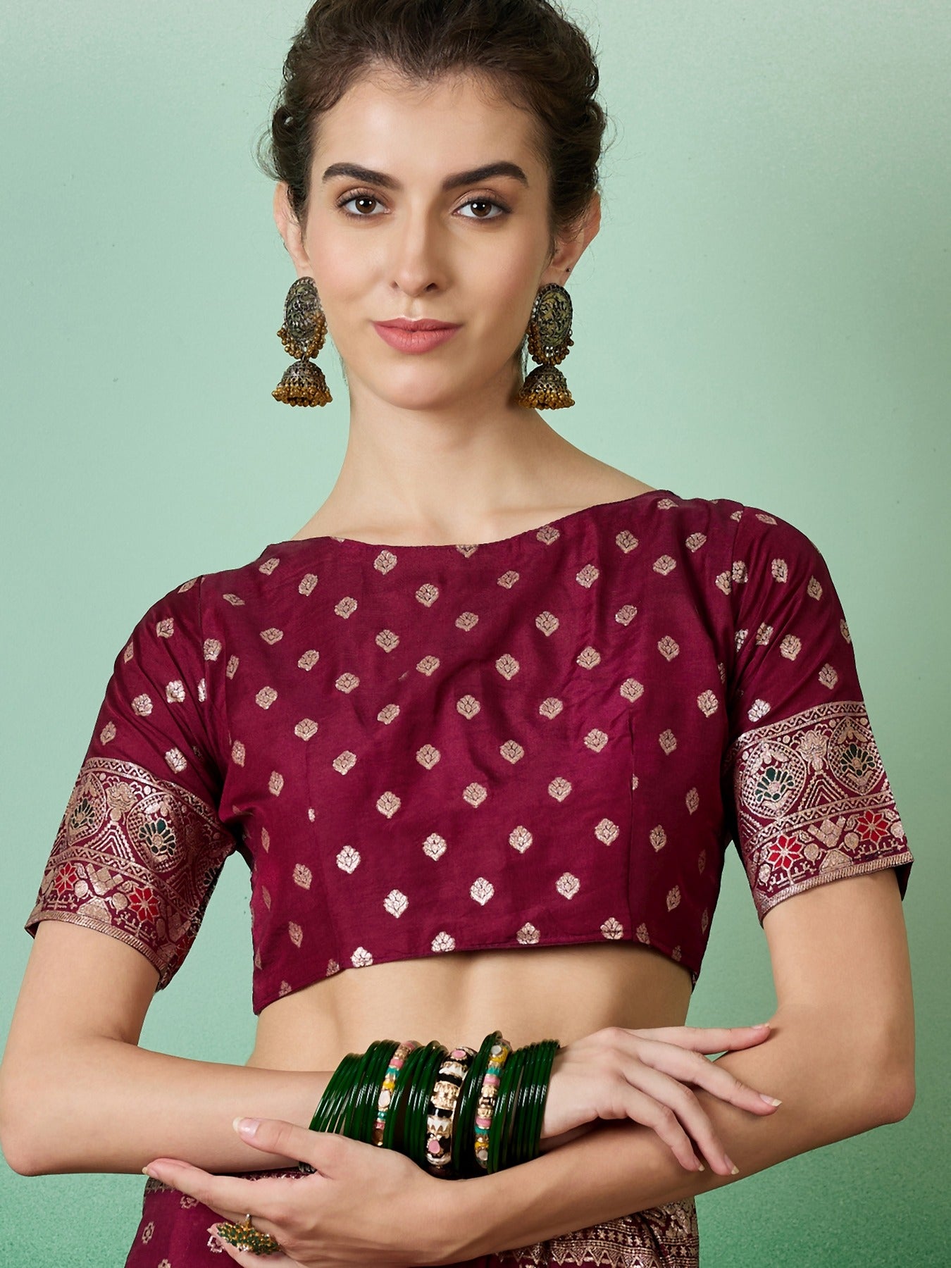 Women's Wine Staple Dola Jacquard Weaving Work Saree By Epic Ethnics