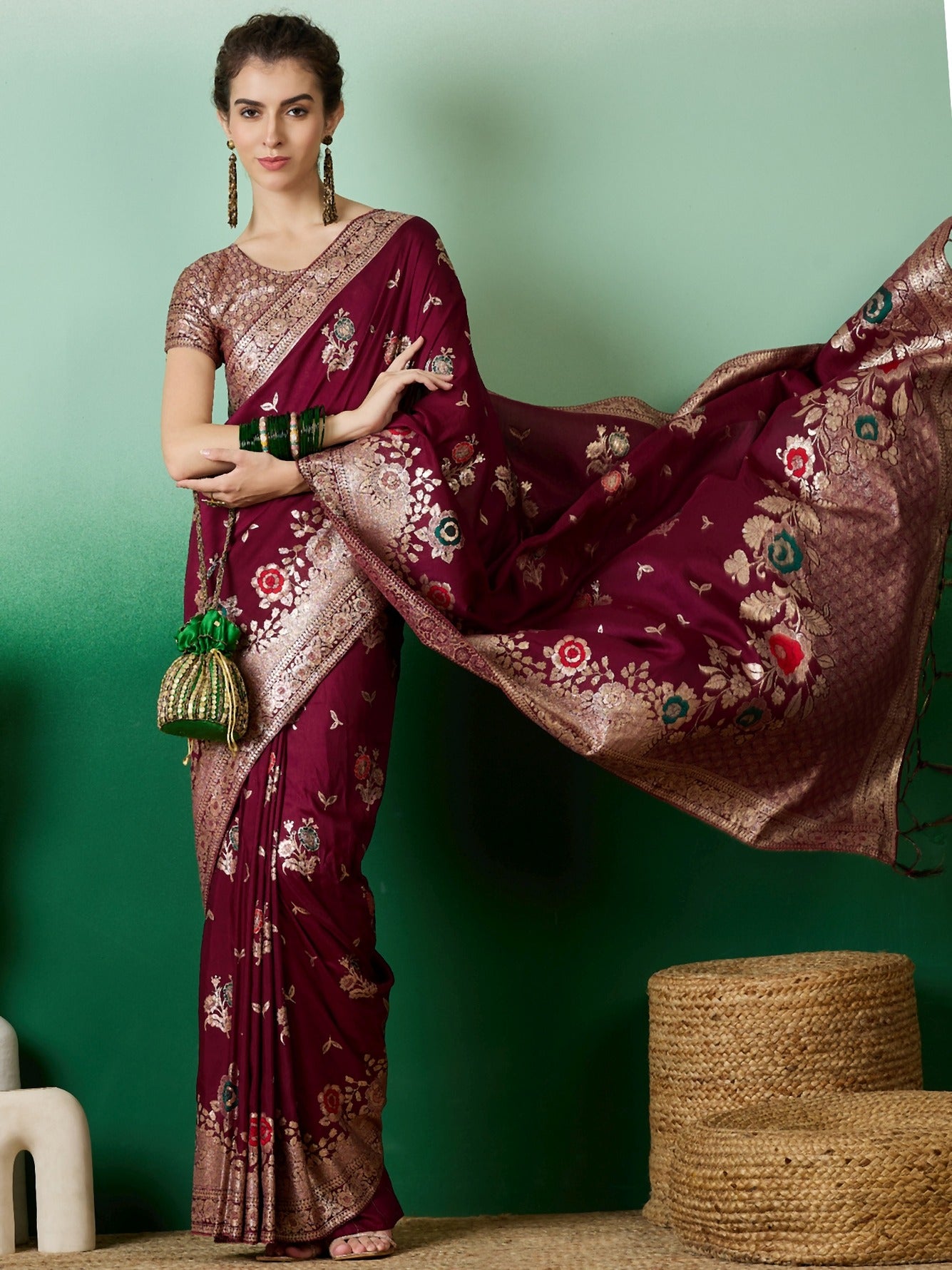 Women's Burgundy Staple Dola Jacquard Weaving Work Saree By Epic Ethnics