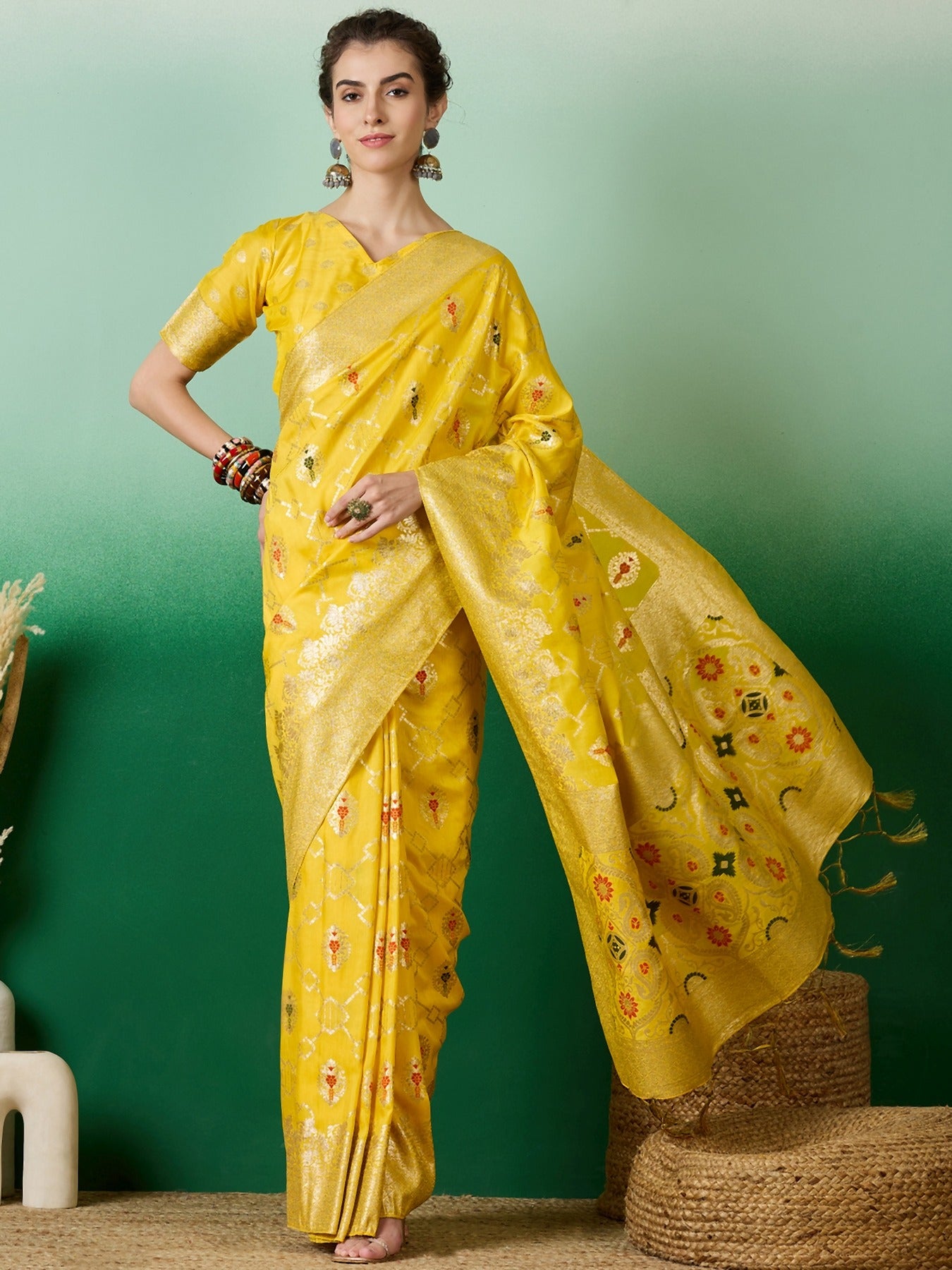 Women's Yellow Staple Dola Jacquard Weaving Work Saree By Epic Ethnics