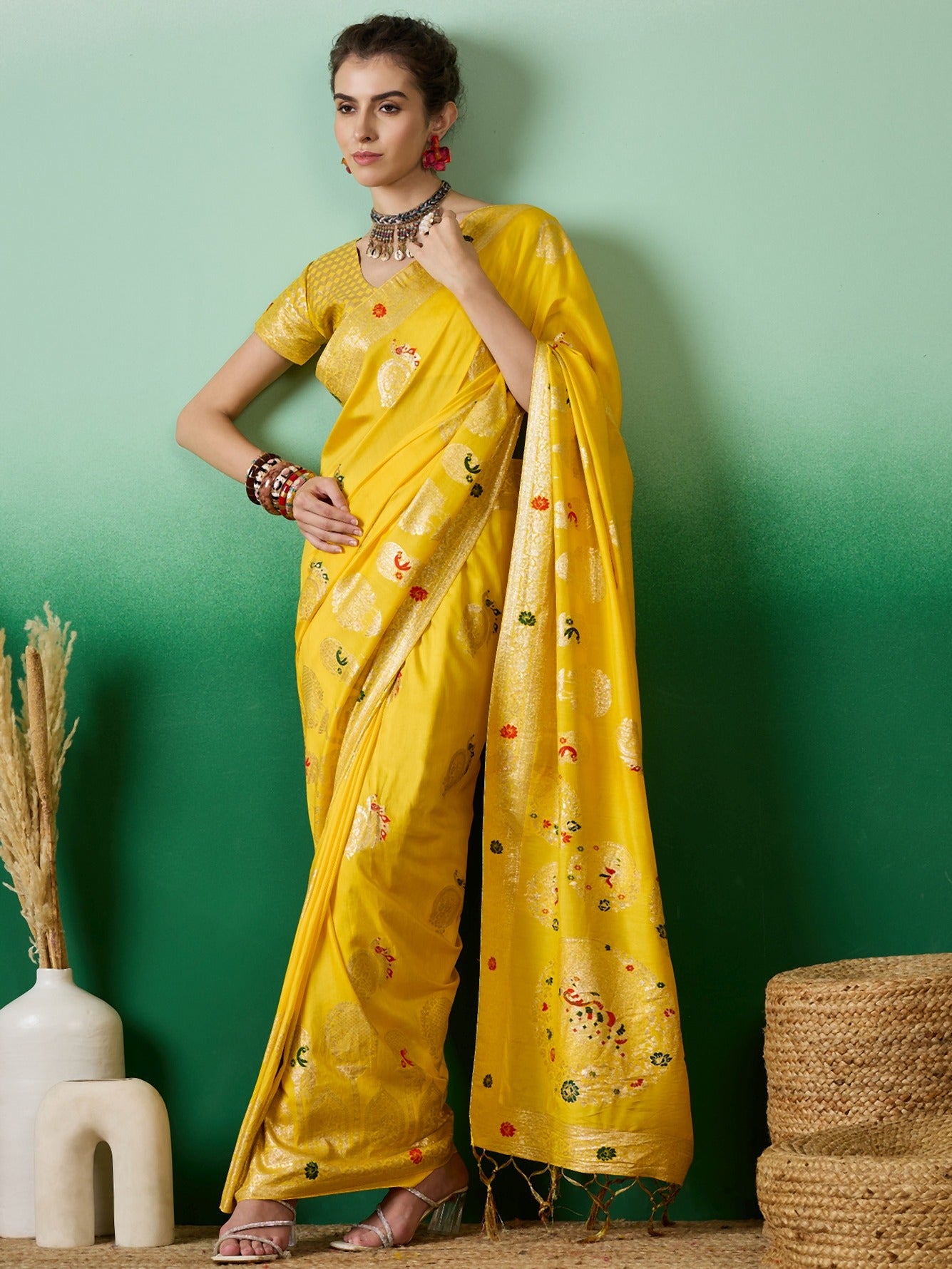 Women's Yellow Staple Dola Jacquard Weaving Work Saree By Epic Ethnics