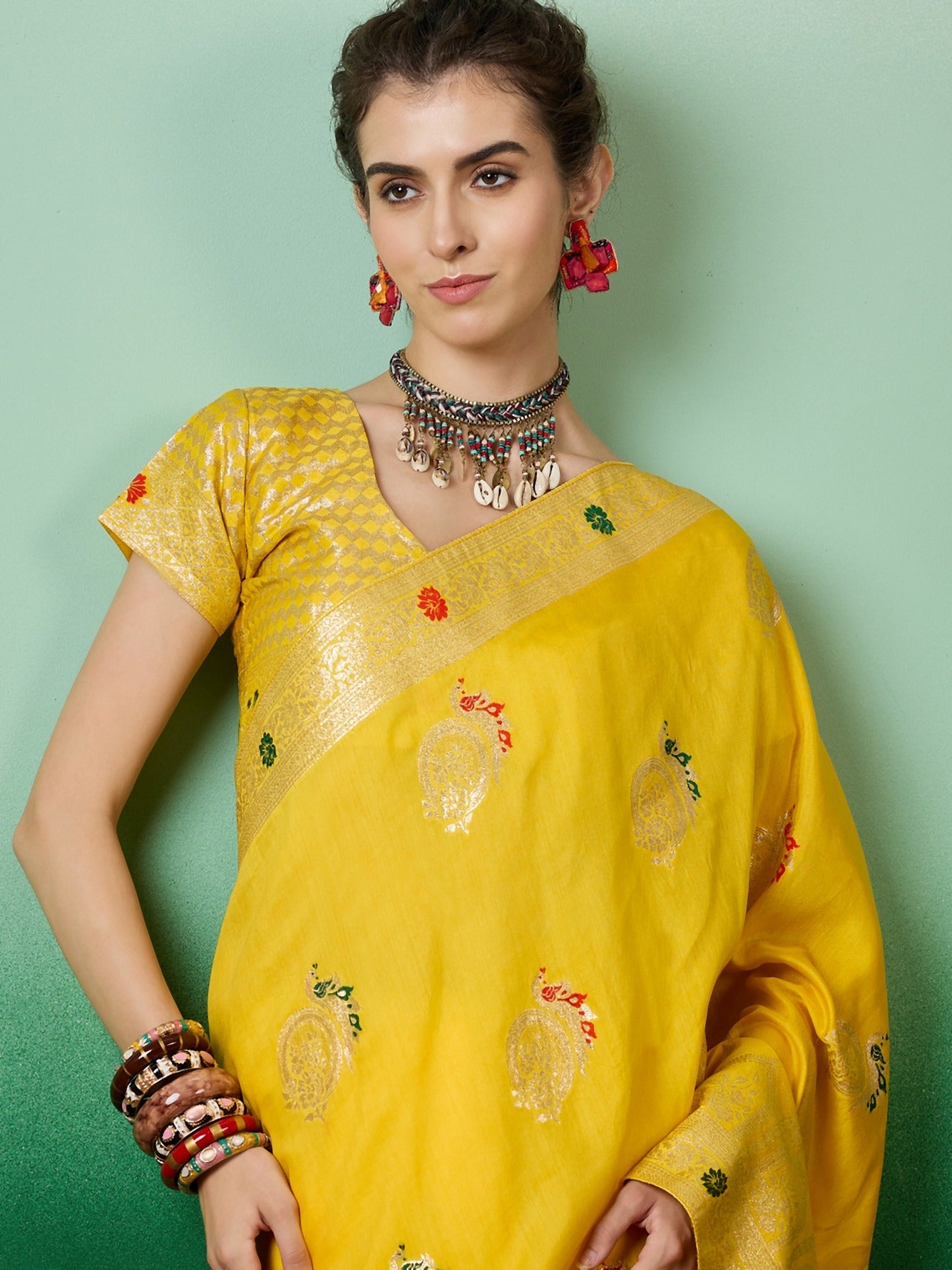 Women's Yellow Staple Dola Jacquard Weaving Work Saree By Epic Ethnics