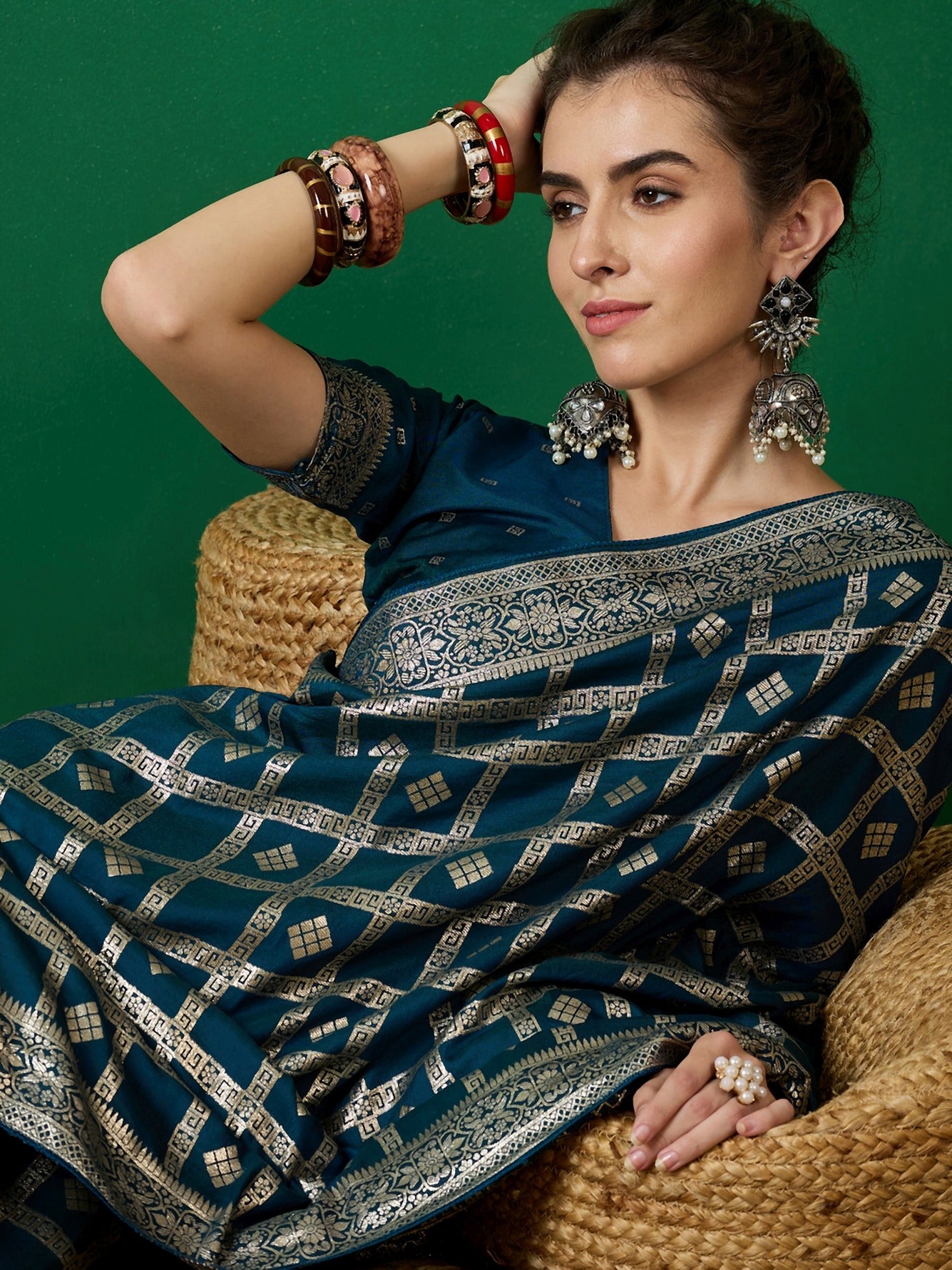 Women's Teal Staple Jacquard Dola Weaving Work Saree By Epic Ethnics
