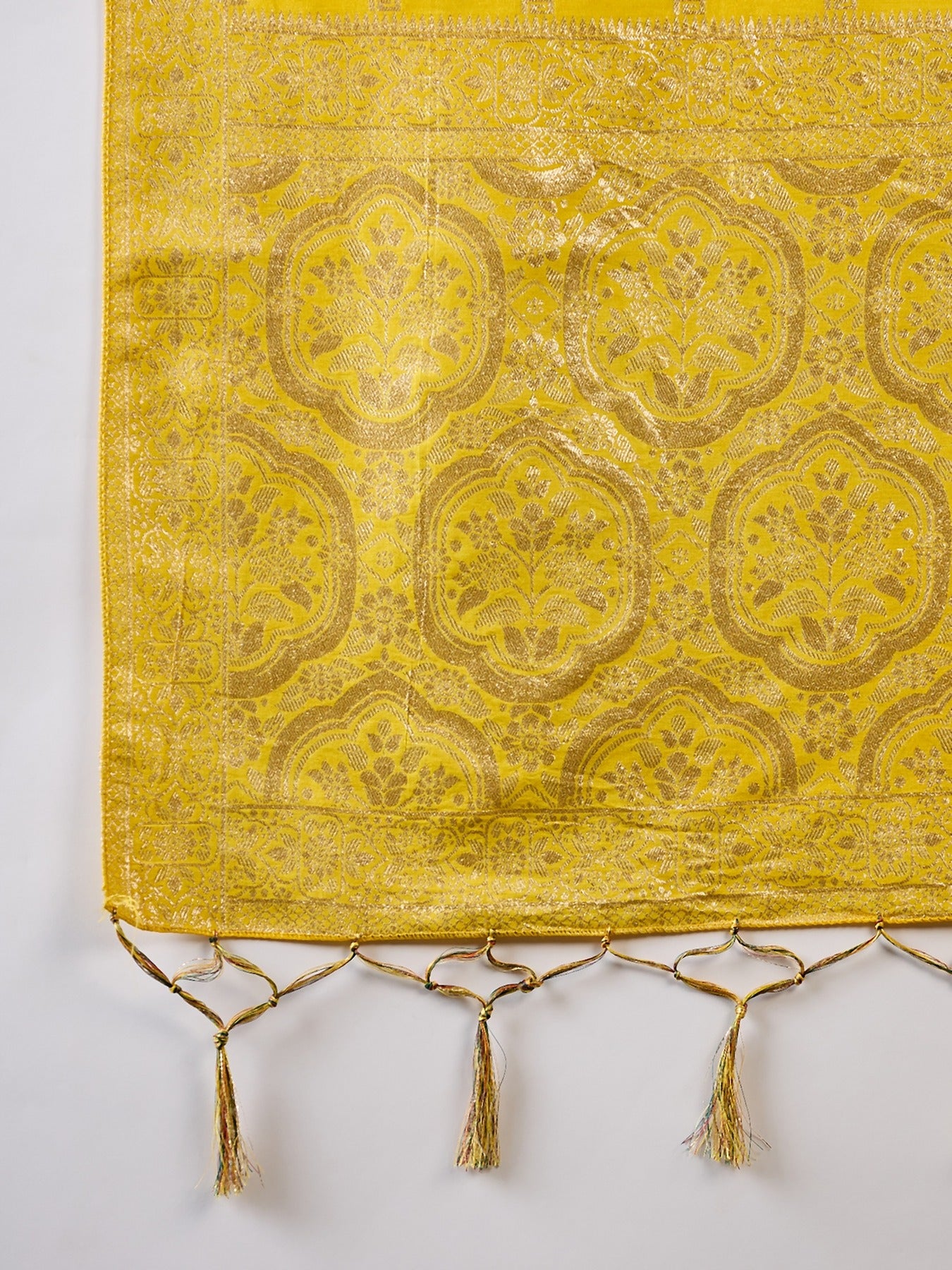 Women's Yellow Staple Jacquard Dola Weaving Work Saree By Epic Ethnics
