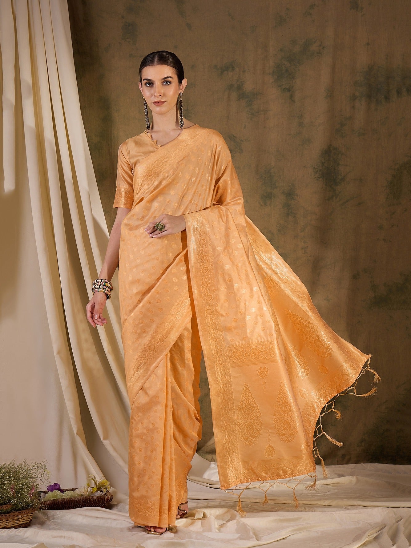 Women's Cream Banarasi Silk Weaving Work Saree By Epic Ethnics