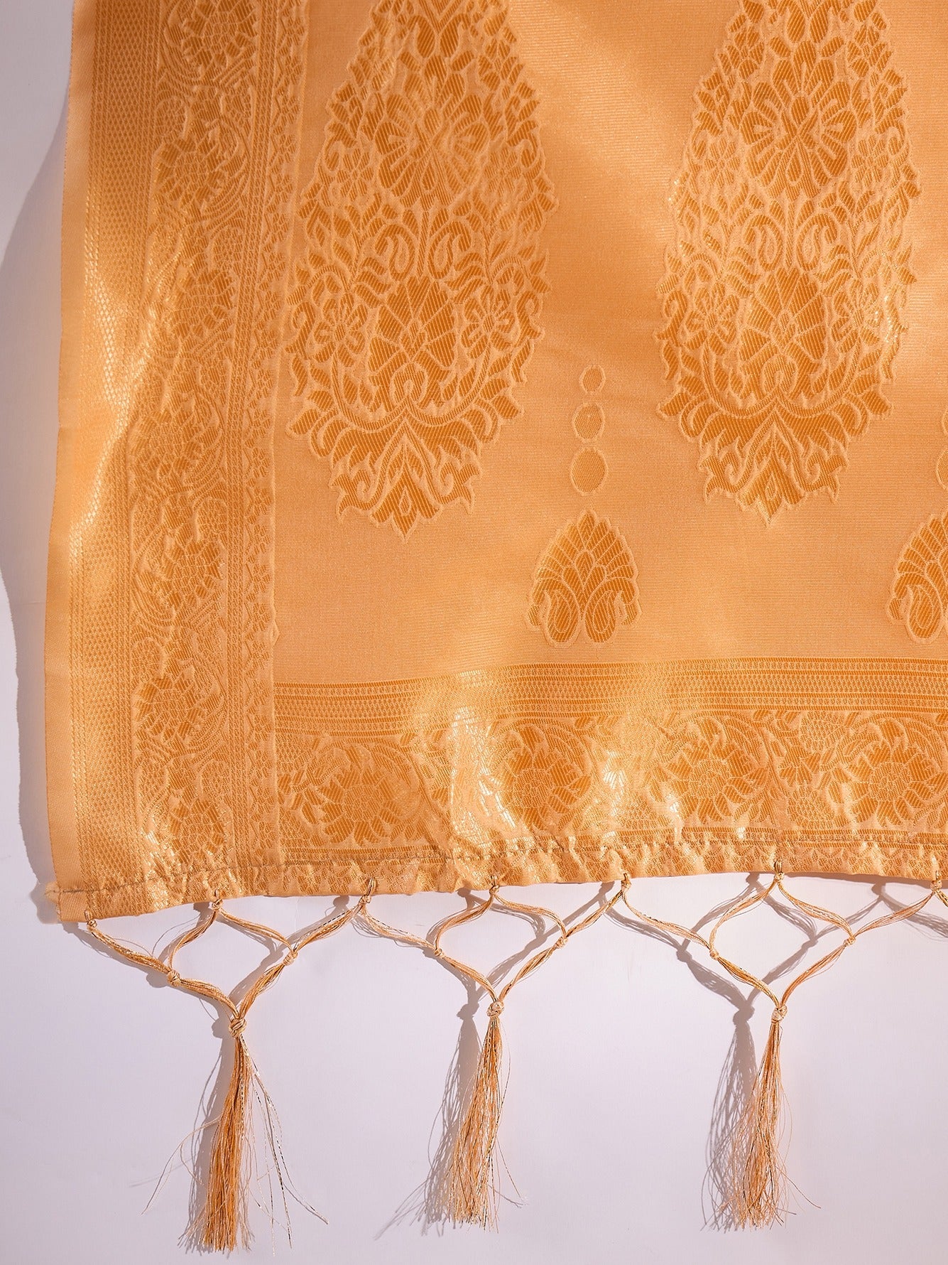 Women's Cream Banarasi Silk Weaving Work Saree By Epic Ethnics