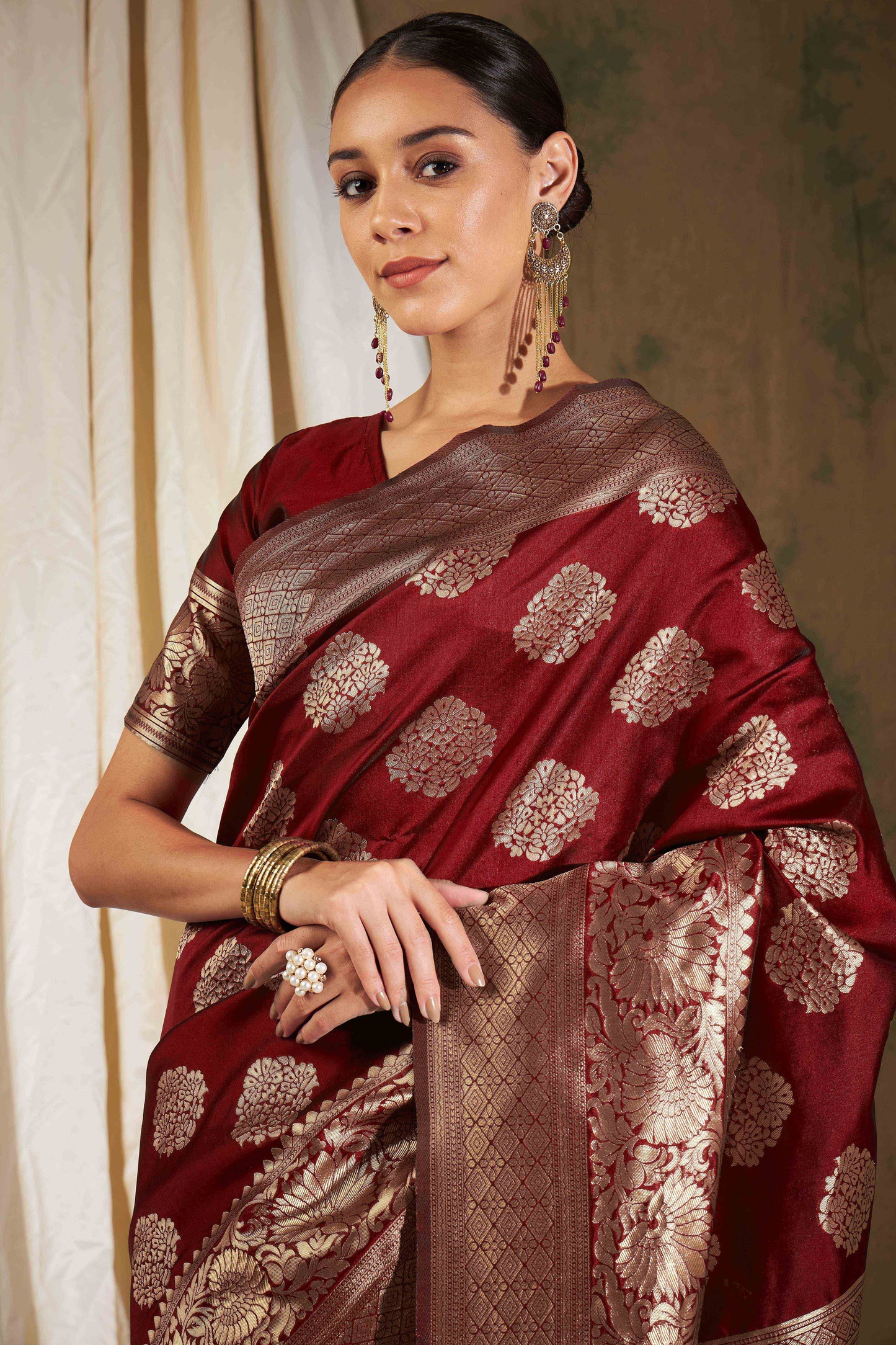 Women's Maroon Banarasi Silk Weaving Work Saree By Epic Ethnics