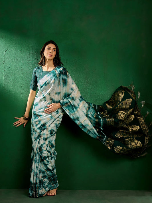 Women's Green Cotton Blend Weaving Work Saree By Epic Ethnics