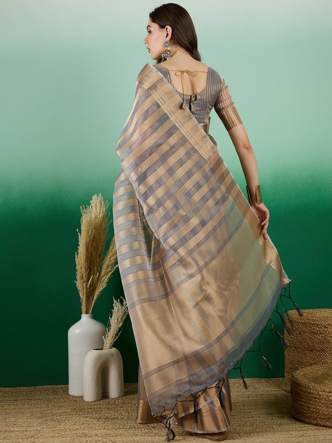 Women's Grey Khadi Organza Weaving Work Saree By Epic Ethnics