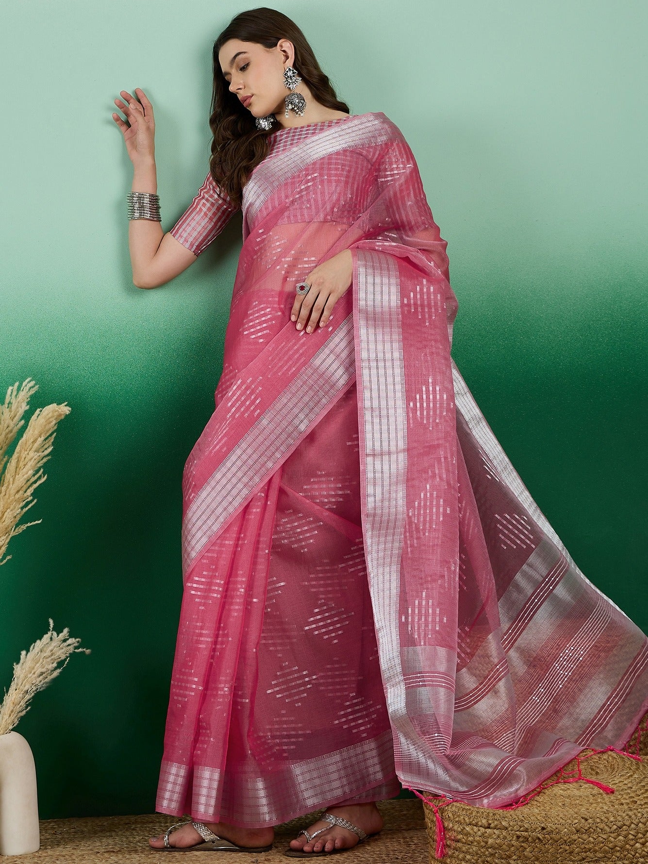 Women's Pink Khadi Organza Weaving Work Saree By Epic Ethnics