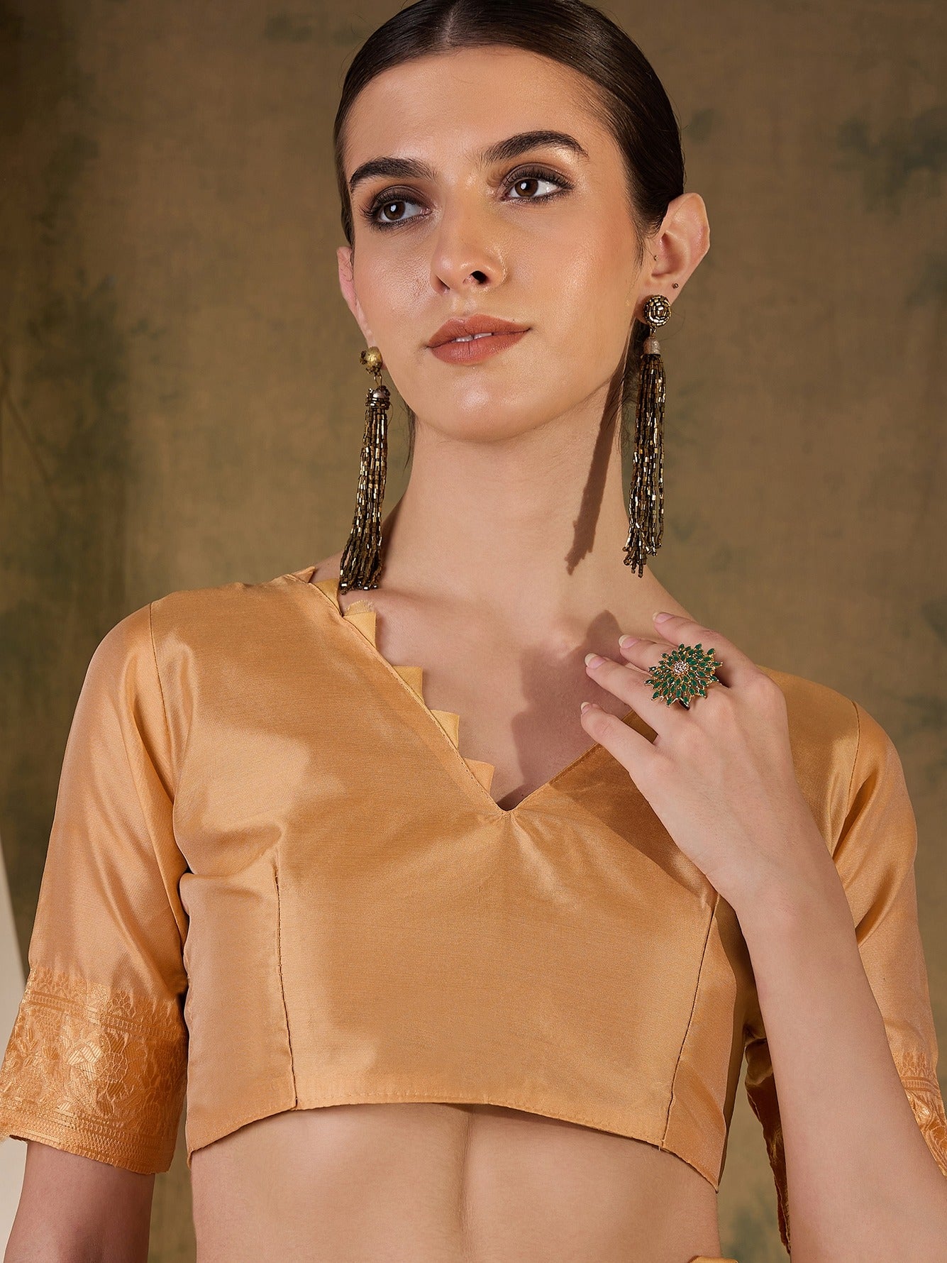 Women's Cream Banarasi Silk Weaving Work Saree By Epic Ethnics